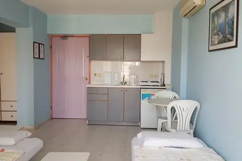 Golden Moon Apart Hotel in Kuşadası — foto 4