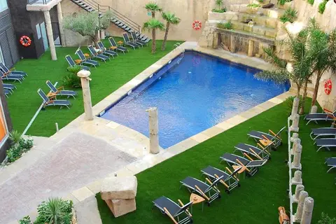 Exe Cunit Suites & Spa in el Vendrell — foto 17