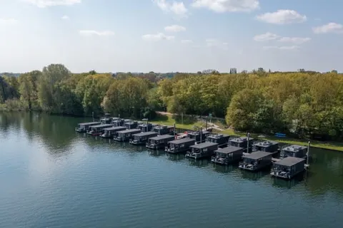 Huren Houseboat Middelaar foto 1