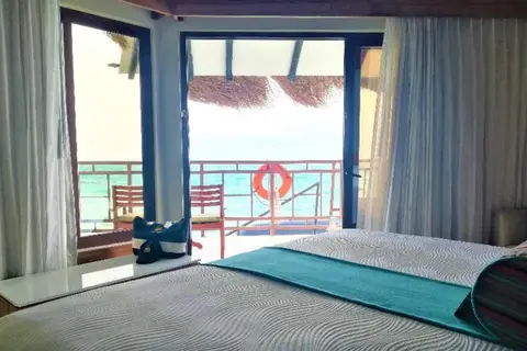 Palafitos Overwater Bungalows in Playa del Carmen — foto 8