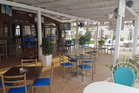 Cosmelenia Hotel Appartementen in Αγία Νάπα — foto 12