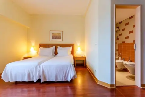 Hotel Roma in Lissabon — foto 2