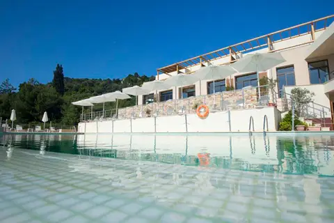 Kymi Palace in Αλιβέρι — foto 12