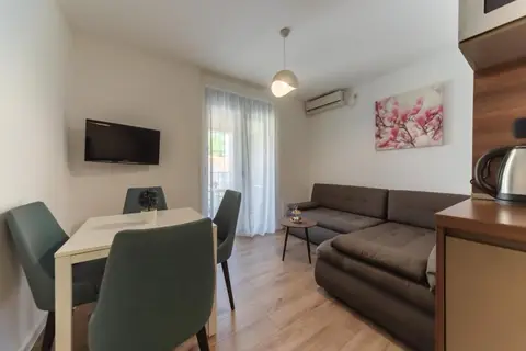Apartments My Przno in Sveti Stefan Island — foto 8