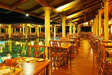 Royal Island Resort & Spa in Maakana — foto 15