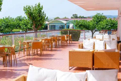 Golden Coast Hotel & Bungalows in Δημοτική Ενότητα Νέας Μάκρης — foto 18