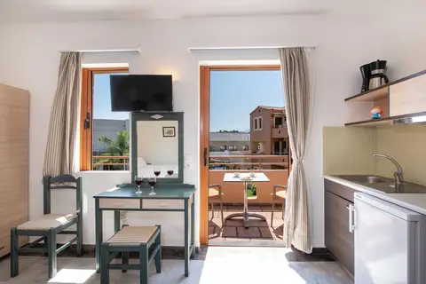 Eko Suites & Apartments in Georgioupolis — foto 30