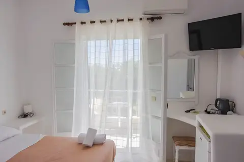 The Mohitero Hotel in SUNFLOWER SANTORINI, foto 14