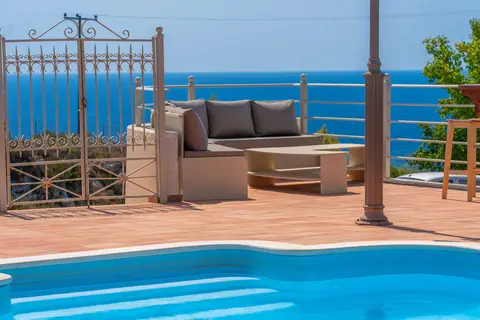 Kekatos Studios in Μηνιά — foto 9