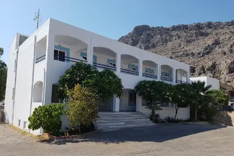 Pals Studios Pefkos in Πεύκοι