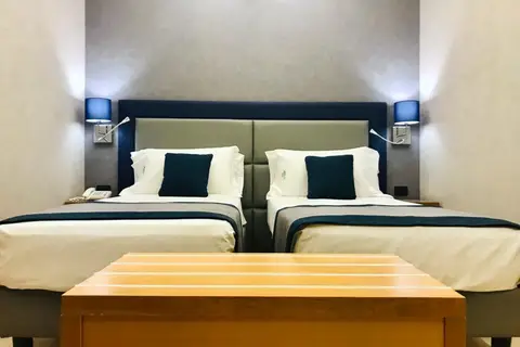 American Hotel in Pozzuoli — foto 16