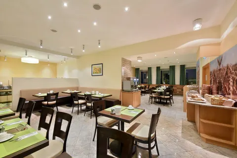 Hotel Lucia in Vienna — foto 13