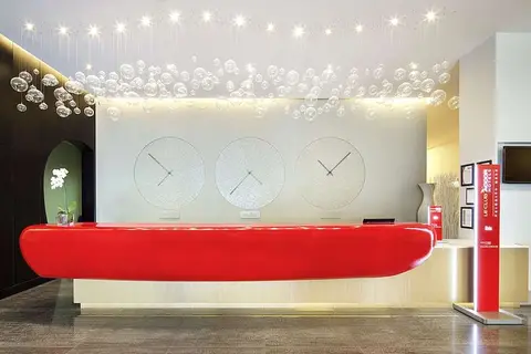 Ibis Dubai Mall Of The Emirates Hotel in Dubai — foto 13