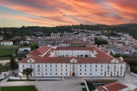 Montebelo Mosteiro de Alcobaca Historic Hotel in Alcobaça