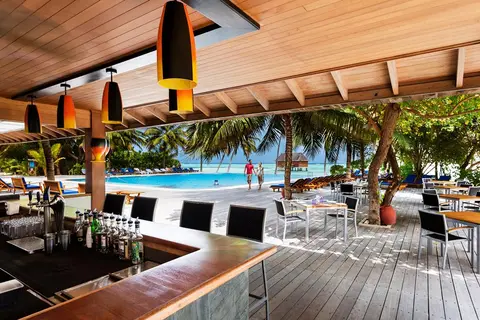 Meeru Maldives Resort Island in Golf Driving Range — foto 9