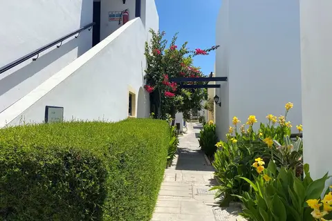 Kefalos Beach Tourist Village in Paphos — foto 7