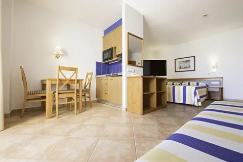 Akeah Rosamar Ibiza in Sant Josep de sa Talaia — foto 25
