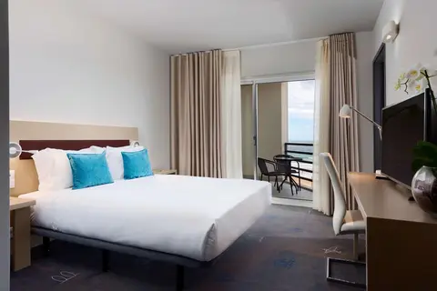Hotel TRYP by Wyndham Lisboa Caparica Mar in Costa da Caparica — foto 10