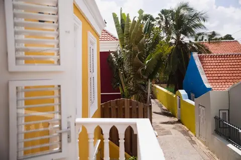 Bario Hotel in Willemstad — foto 22