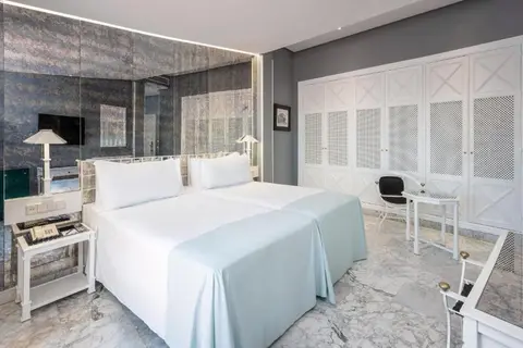 AZZ Merida Medea Hotel in Merida — foto 16