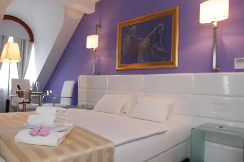 Phoenix Hotel in Zagreb — foto 11