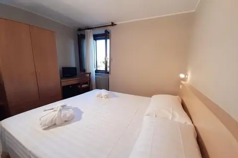Hotel Touring Gardone Riviera in Sienna, foto 6
