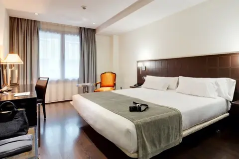Iberik Santo Domingo Plaza Hotel in Oviedo — foto 3