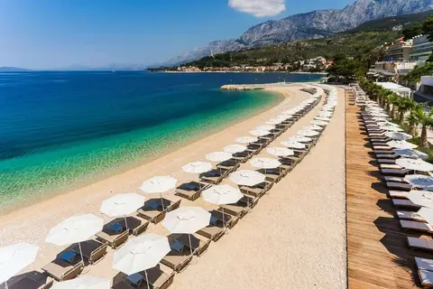 Medora Auri Family Beach Resort in Podgora — foto 19