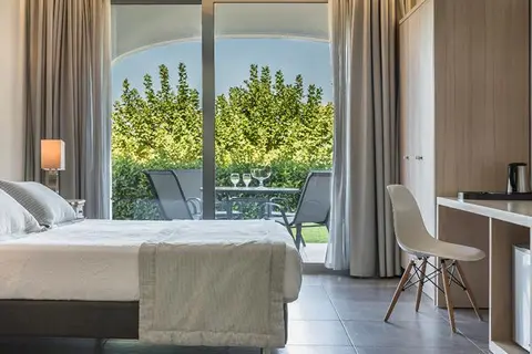 Aparthotel Astra Village in Σβορωνάτα