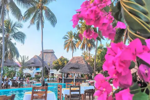 Paradise Beach Resort in Chwaka — foto 5