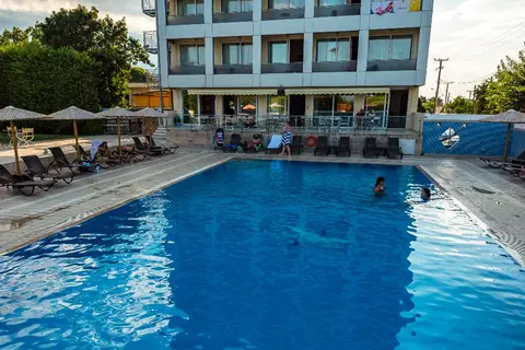 Dolphin Resort & Conference in Athene — foto 27