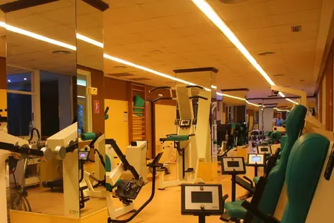 AR Roca Esmeralda Wellness & Spa Hotel in La Línea de la Concepción — foto 5