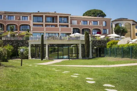 Hotel Les Jardins de Sainte-Maxime in Sainte-Maxime — foto 22