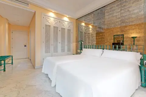 AZZ Merida Medea Hotel in Merida — foto 11