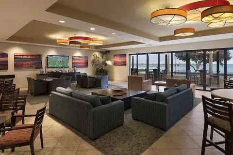 Crowne Plaza Ventura Beach in Ventura — foto 24