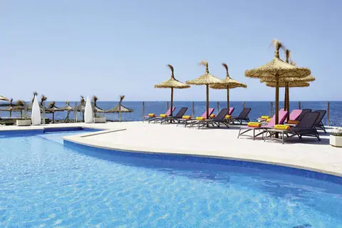 Universal Hotel Cabo Blanco in Colònia de Sant Jordi — foto 9