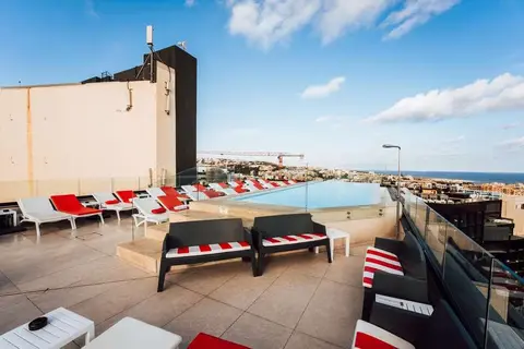 SO City Hotel in San Ġiljan — foto 8