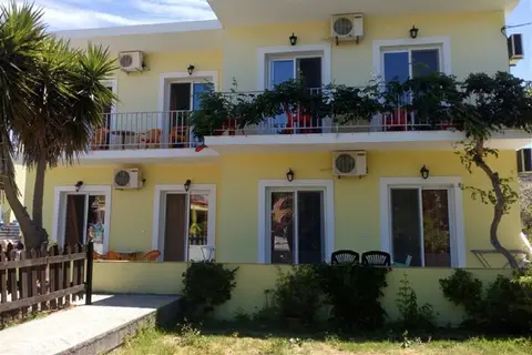 Amadeus Hawaii Studios & Apartments in Σιδάρι — foto 10