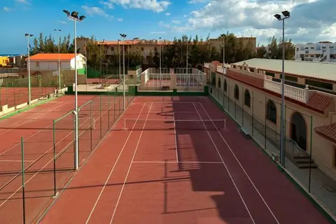 Elba Lucía Sport & Suite Hotel in Seseña — foto 19