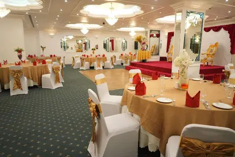 Nova Park Hotel in Sharjah — foto 12