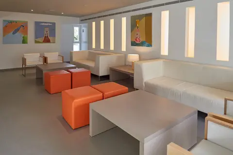 BQ Hotel Amfora Beach Hotel in Palma — foto 9