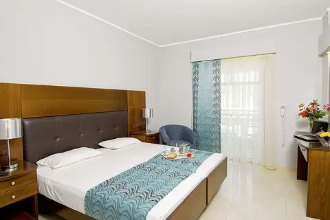Golden Sun Hotel in Laganas Municipal Unit, foto 4