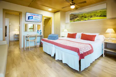 Magic Natura - Animal, Waterpark & Polynesian Lodge Resort in Benidorm — foto 30