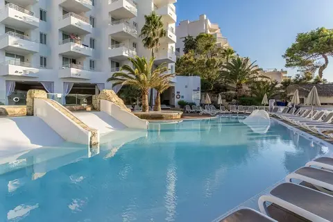 Fergus Style Cala Blanca Suites in Santa Ponça — foto 2