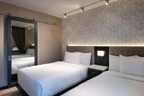 Aliz Hotel Times Square in New York — foto 18