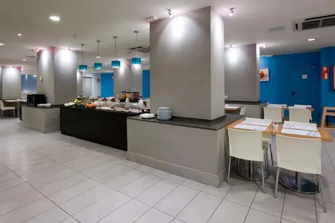 Hotel Sagrada Familia in Barcelona — foto 19