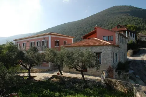 Anatoli Labreon Guesthouse - Apartments in Δημοτική Ενότητα Αρτεμισίων — foto 6
