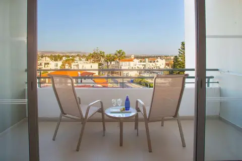 Louis Imperial Beach in Paphos, foto 27