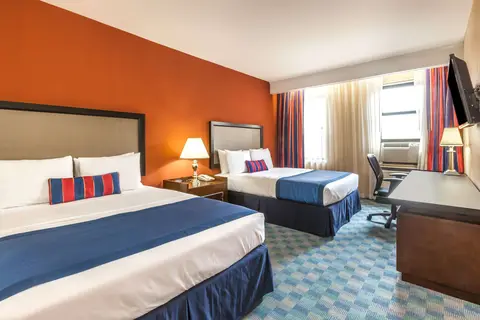 Ramada by Wyndham Jersey City in Jersey City — foto 9
