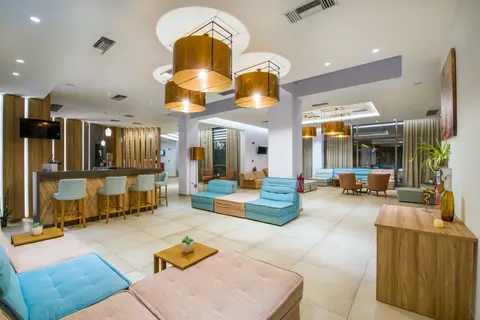 Kiani Beach Resort in Καλύβες — foto 9